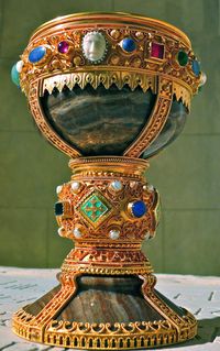 museum-of-artifacts: “ Chalice of Doña Urraca, Leon, Spain, known from 11th century. ” This jewel-encrusted onyx chalice which is alleged to be the Holy Grail; the cup from which Jesus drank and served Holy Communion.