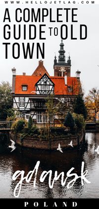 Everything you need to know to spend a weekend in Old Town Gdansk. Discover what to do, where to stay, which bars to visit, plus tips for visiting. Click to discover Poland's Pearl of the North.