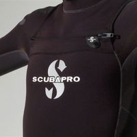 SCUBAPRO Everflex C-Zip Wetsuit: Divers doing two or more dives a day will love the C-zip for its easy mobility and surprising warmth.