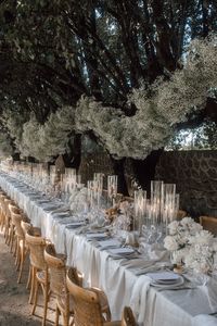 The perfect mix of opulence and minimalism in Tuscany. wedding ideas, elegant wedding, wedding planning, wedding planner, wedding trends, 2024 wedding trends, wedding style, bride, wedding aesthetic, luxury wedding, wedding, classic bride, aesthetic bride, modern bride, wedding inspo, italy wedding, tuscany bride, tuscany venue, tuscany wedding, aesthetic wedding, minimal wedding, tablescape, wedding table, wedding place setting, wedding design, reception table