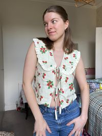 strawberry peter pan collar blouse top diy, cottagecore, aesthetic, fashion, 2024, spring fashion, summer fashion