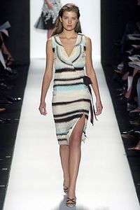 Carolina Herrera Spring 2005 Ready-to-Wear Fashion Show - Nataliya Gotsii