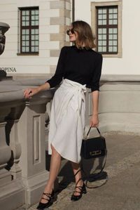 40+ best summer work outfits to copy to level up your look. | Casual work outfits | business casual outfits for women | casual work outfits summer | casual work outfits winter | casual work outfits women | casual work outfits jeans | casual work outfits jeans office wear | casual work outfits plus size | business casual outfits for work | casual work outfit | work outfits women professional | office outfits women | professional outfits women | summer fashion | summer style | summer fashion trend