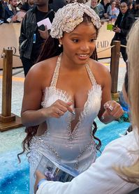 halle bailey the little mermaid premiere