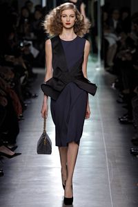 Bottega Veneta Fall 2013 Ready-to-Wear Fashion Show - Iris van Berne