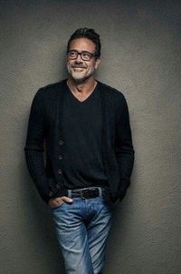 Jeffrey Dean Morgan