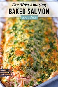 Easy Baked Salmon with a Parmesan Herb Crust recipe is absolutely delicious! Perfect for weeknight meals while elegant enough for entertaining. //addapinch.com #bakedsalmon #salmon #easyrecipes #addapinch