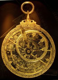 Astrolabes are problem solving instruments – they compute things such as the time of day according the position of the sun and the stars in the sky. Like a computer, you input information and then you receive output. They were typically made of brass and had a 6 inch diameter, although as we will see much larger ones were made.