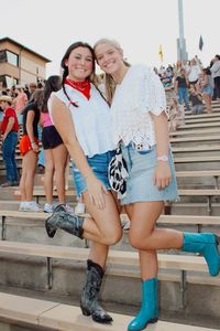 #country#western#football#fnl#cowgirl#inspo#outfit#boots