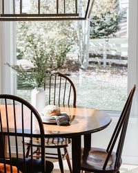 Stonegrass Point Dining Room + Chandelier