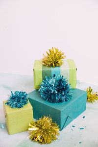 DIY TINSEL GIFT TOPPER - Tell Love and Party