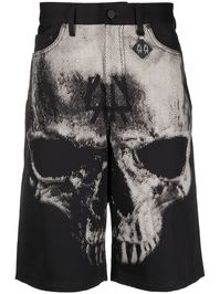 black/white cotton skull print to the front logo patch to the rear belt loops front button and zip fastening classic five pockets straight leg