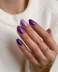 23  Chic Purple Winter Nail Inspirations (2025) - DrExplains