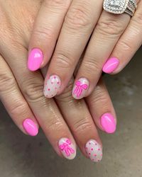 #pinknails #bownails #bows #summernails #nailinspo #nailart #cutenails