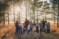 When you show up to an extended family session and you realize the entire family is dressed perfectly. Not just a few of them...ALL of them. ♡ And look how gorgeous they all are!! big family | extended family | multi generational family picture | fort collins | colorado photographer | family photographer | northern colorado photographer | familysession