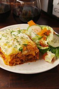 Crock-Pot LasagnaDelish