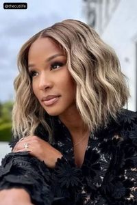 Wavy Hair: How to Maintain & Style this Hair Type – Svelte Magazine