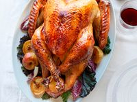 Thanksgiving, Thanksgiving turkey, turkey recipes, apple recipes, apple cider recipes, turkey and gravy, gravy recipes, Thanksgiving cooking, Thanksgiving hosting