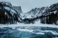 A frozen world | The North Realm