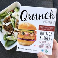 Buffalo Qrunch Burger Salad with Vegan Ranch