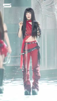 Seulgi Red Velvet "Cosmic" stage outfit