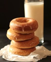 Classic Sour Cream Baked Donuts | I Knead to Eat