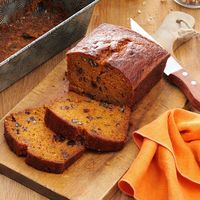 Raisin-Filled Pumpkin Spice Bread