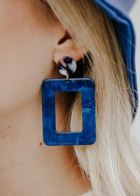 Acrylic Open-Rectangle Earrings - Blue – Adorabelles