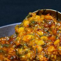 Cook with Parul (ChefParulGupta) on Instagram: "Sirf 1 bar Daal Palak meri is trick se banenge to gharwale katori bhar khayenge | Tadka Chana Dal Palak | Dal Palak😍😋 सिर्फ1बार दाल पालक मेरी इस ट्रिक से बनगे तो घरवाले कटोरी भर खएंगे| Tadka Chana Dal Palak | Dal Palak😍😋 Full Recipe Link -https://youtu.be/Ko_qP3csf5I Ingredients List: 🍕🍣 सामग्री 🌐 Full Written Recipe🍕 Step by Step Visit my Website https://cookwithparul.com/ 🌐 पूरी लिखित रेसिपी 🍣 देखने के लिए आप मेरी हिंदी वेबसाइट लिंक को 