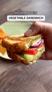 For episode for my protein packed healthy vegetarian recipes let's make these delicious & quick vegetable sandwiches! Ingredients: 1 cup boiled black chickpeas (kala Chana) 2-3 green chillies 7-8.mint.