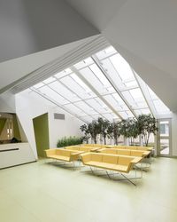 Gallery of Pars Hospital / New Wave Architecture - 4