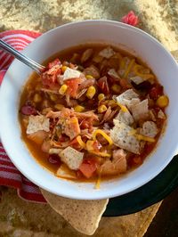 7 Can Chicken Tortilla Soup (30 Minute Chicken Tortilla Soup)