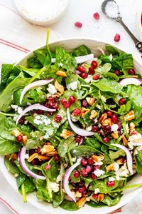 Crisp and peppery, this Spinach Arugula Salad is perfect for a light lunch and makes a refreshing dinner side. With hearty greens, creamy goat cheese, toasty pecans, and sweet pomegranate seeds all brought together with a tangy dressing, you’ve got a salad that is simply irresistible.