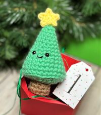 5 Little Monsters: Tiny Tree- Mini Amigurumi Advent Day 1