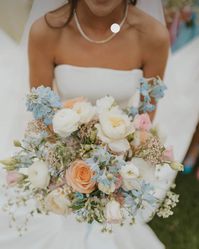 bridal wedding bouquet