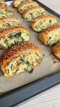 Indulge in these crispy, golden Spinach & Feta Pastries! 🌿🧀 A perfect blend of creamy feta and fresh spinach wrapped in flaky perfection. Ideal for a quick snack or a delicious appetizer. (via: @mumsfoodies)   You can find all the recipes I mentioned on my Instagram reel by clicking the visit or link above. 🤗   Save & Follow for more easy and healthy keto recipes daily✨💚  . #pastry #pastries #spinachpastries #healthysnack #ketosnack #snackrecipes #ketofriendly