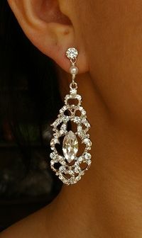 Vintage Wedding Bridal Earrings Rhinestone by luxedeluxe on Etsy  Love these!!!