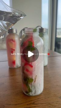 Emily Askin on Instagram: "Pt2 of my fruit infused bottles hack by @kellie_atkinson 😍 I love how these turned out!! Refreshing!! 

#emilyaskin#askinem#apartment#apartment#highrise#la#losangeles#amazonfinds#luxury#cleantok#asmr#organized#restocking#restock#restockasmr#organization#homehacks#interiordesign#amazonfinds#musthaves"