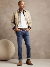 Incredibly soft and smooth, our lightweight LUXE Traveler Denim has an extra-fine weave and is engineered with added stretch for extra mobility and a brushed interior for the ultimate in first-class comfort.  Classic five-pocket styling.  Zip fly wit