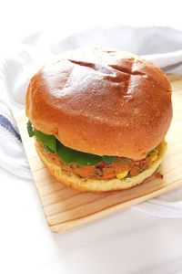 Sweet potato burgers - Throughthefibrofog