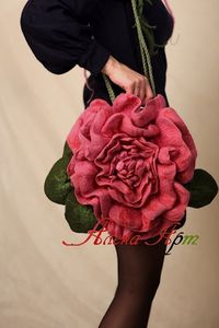 Felted 3D Bag 'Peony'