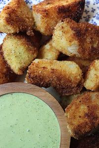 Try this awesome fried kohlrabi with its equally tasty cilantro yogurt sauce now and you’ll be glad you did! Get the recipe here: http://foodal.com/recipes/appetizers/fried-kohlrabi/