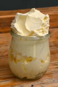 How to make clotted cream – it's rich, thick, creamy, and perfect for spreading over scones, dolloping on desserts, and using for cream tea! A ONE-ingredient clotted cream recipe!