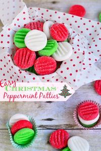 Easy Christmas Peppermint Patties - Mom On Timeout