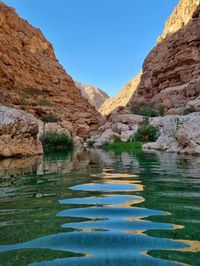 Wadi Shab, Oman - A Hiking Guide - The Restless Beans