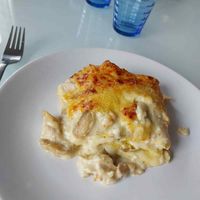 Les lasagnes un de mes plats préféré ! Avec lequel on peut vraiment s’amuser à revisiter. Selon les saisons, selon son frigo où ses envies👌 ! Ici je vous partage une version ultra gourmande a…