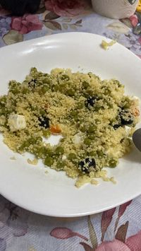 ~cous cous -piselli ~feta ~olive