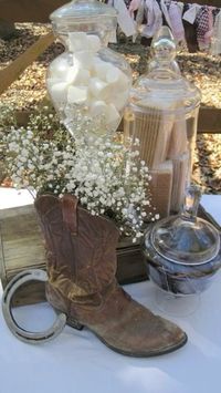 Boots and Bubbly Bridal Shower Idea #bride2025 #bride2026 #bride2024 #bridetobe #wedding2025 #weddingtok #weddingday #bridalshower #bridalshowerideas #bridalshowerinspo #bootsandbubbly #westernbridalshower #countrybridalshower