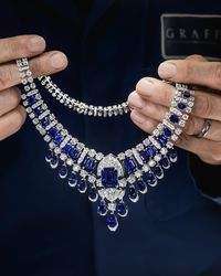 Transcendent in its beauty, this Graff high jewellery necklace features over 160 carats of vibrant sapphires and hypnotic white diamonds. #GraffDiamonds