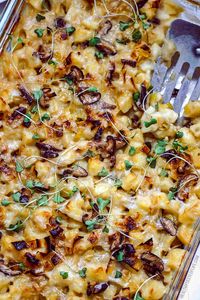 This creamy vegan potato bake recipe (also known as potato casserole or au gratin) with russet potatoes is easy to make because it doesn’t require slicing; it’s healthy gluten free and dairy free. Serve this vegan potato casserole as a side dish or as a main dish: either way perfect for a large crowd. #veganpotatobake #potatocasserole #veganpotatocasserole #veganpotatorecipes #vegansidedish #vegancasserole #vegetarian #glutenfreevegan